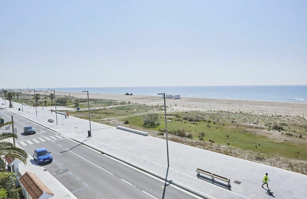 Appartamento Casa Petit Bateau Be My Guest Castelldefels Esterno foto
